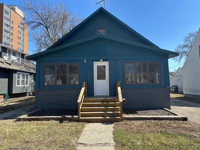 219 3rd Ave SW, Pipestone, MN, 56164