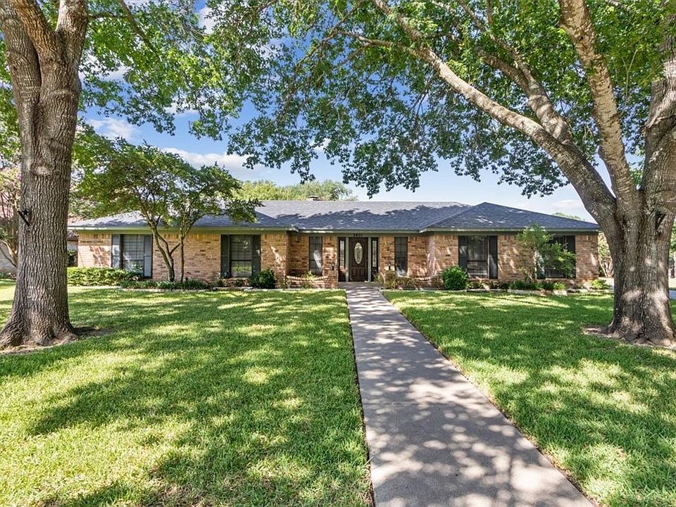 1st image of 3401 River Oaks Dr