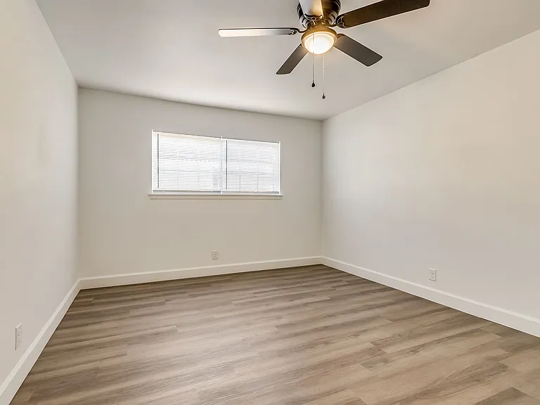 The Elms by ONYX *UNDER NEW MANAGEMENT* Now Offering FREE Prorated Rent! — Photo 49