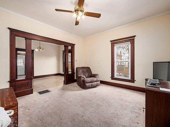 4th image of 120 2nd St