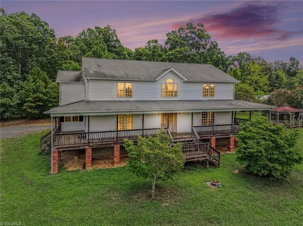 501 Garner Dr, Denton, NC 27239
