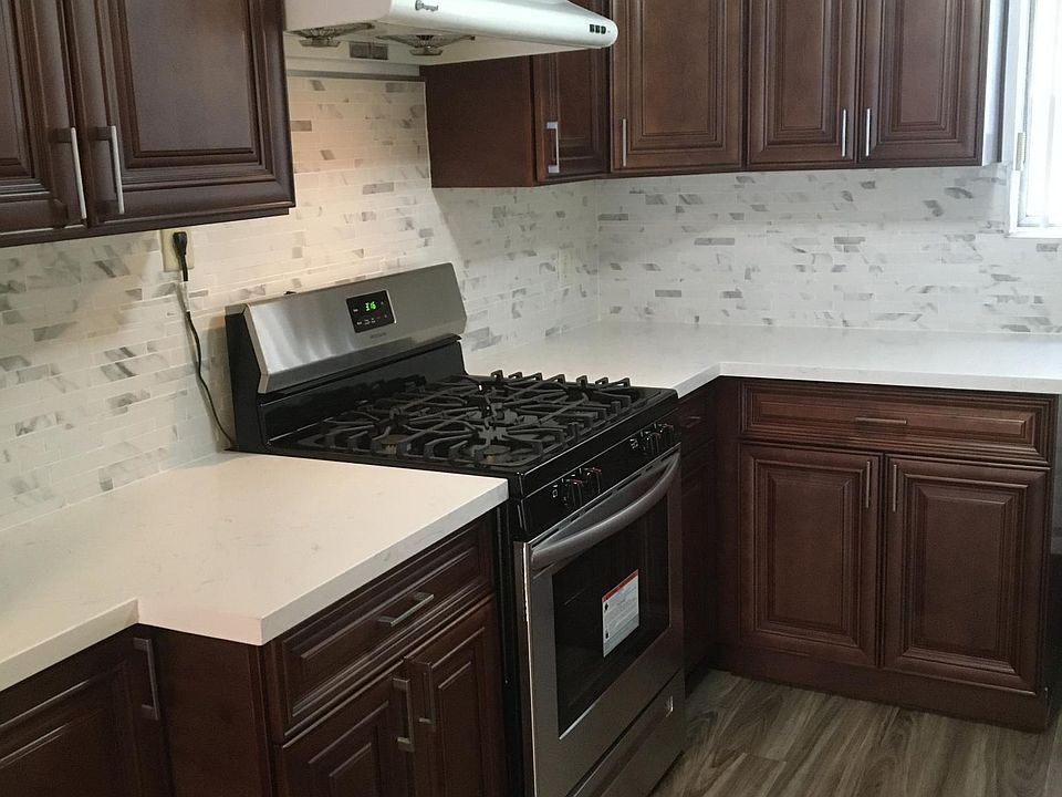 1st image of 8539 Saturn St APT 3