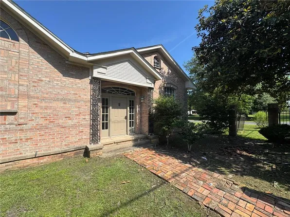 2745 N 1st St, Jena, LA 71342