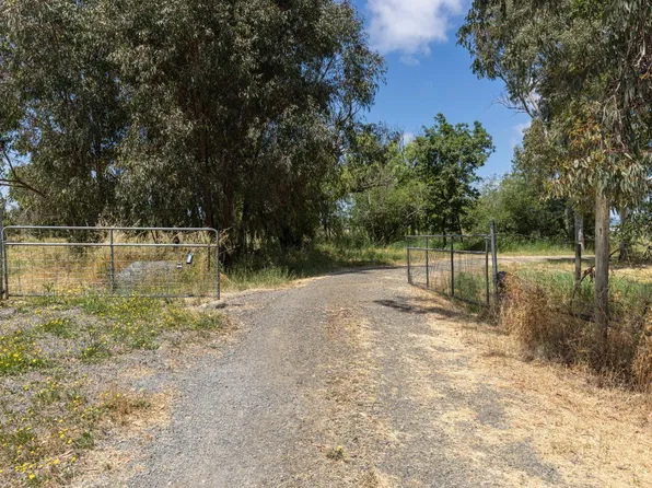 885 Todd Rd, Santa Rosa, CA 95407