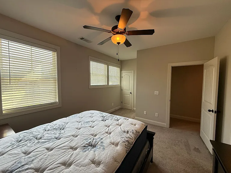 3855 Academy Dr #402 — Photo 29