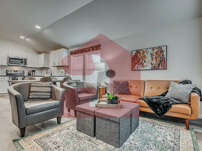 208 E Mosier St — Photo 13