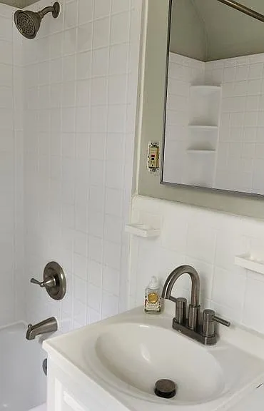 6213 Forest Rd — Photo 24