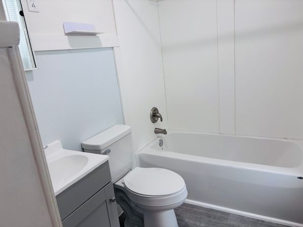 1717 Delaware Ave APT 3