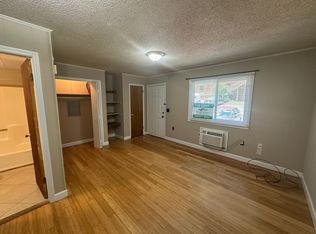 118 Creekside Dr APT 1, Clemson, SC 29631