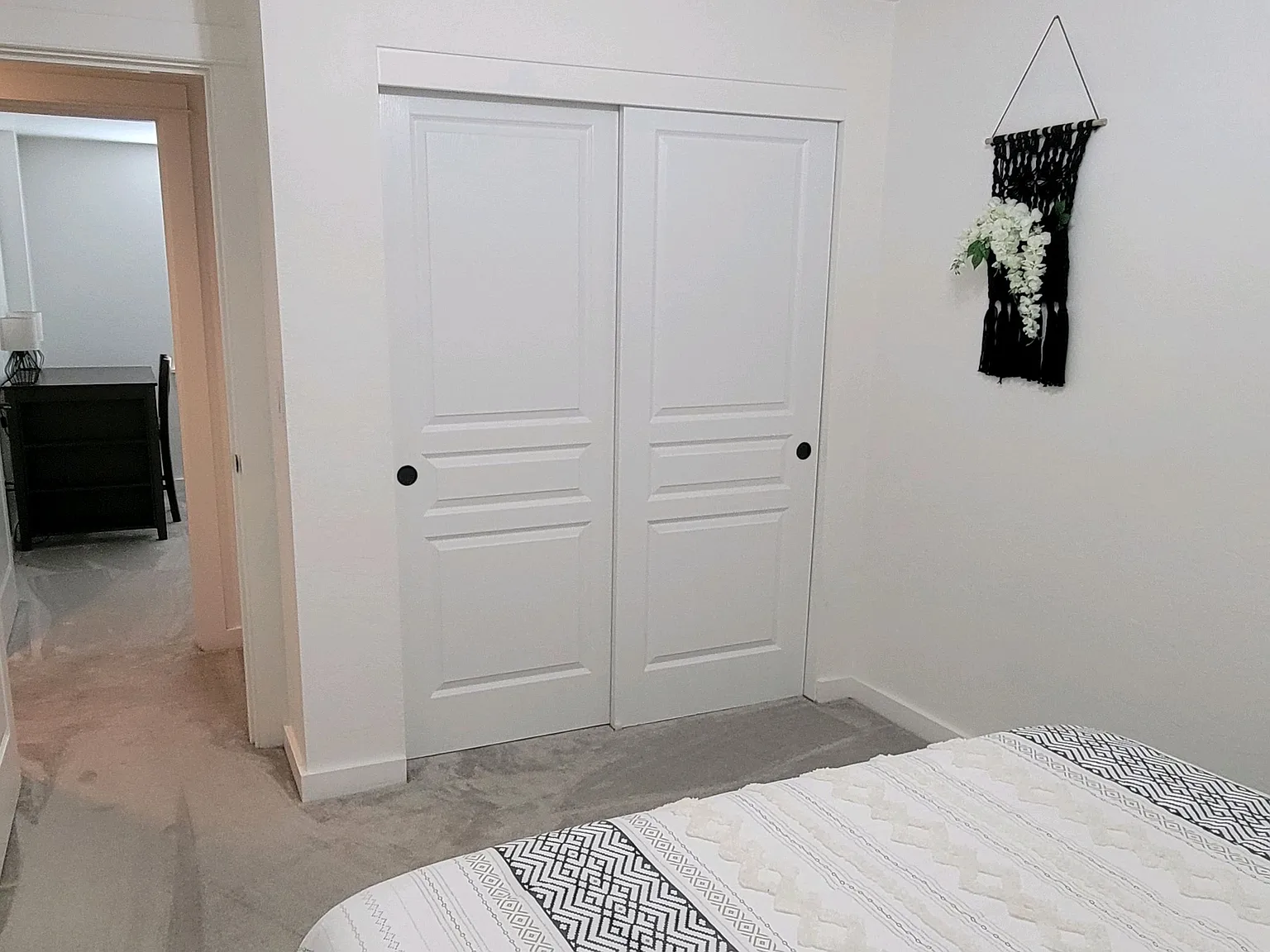 3 bed, 2.5 bath, 1549 sqft, $3,200 — Photo 4