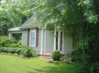 888 E Main St, Ariton, AL 36311
