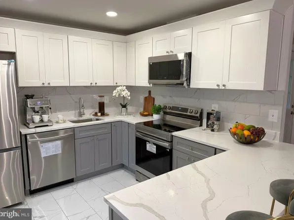 5305 Anchor Ct, Fairfax, VA 22032