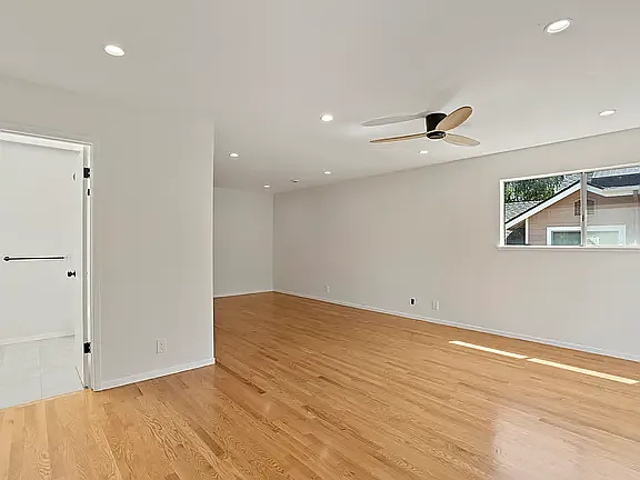 1486 Richards Ave — Photo 12