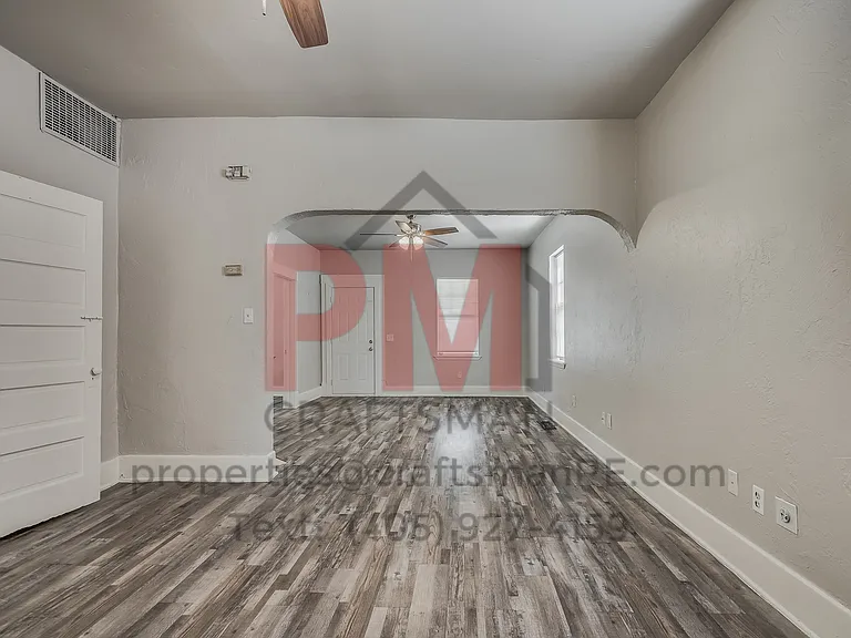 1226 NW 8th St — Photo 18