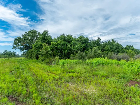 F 7 Old River Rd, Baker, FL 32531