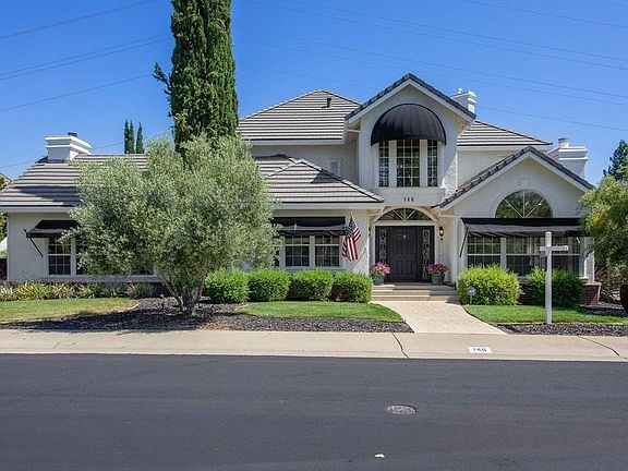3rd image of 146 Tomlinson Dr