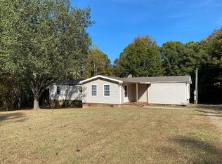 637 Tabernacle Rd, Buffalo Junction, VA 24529