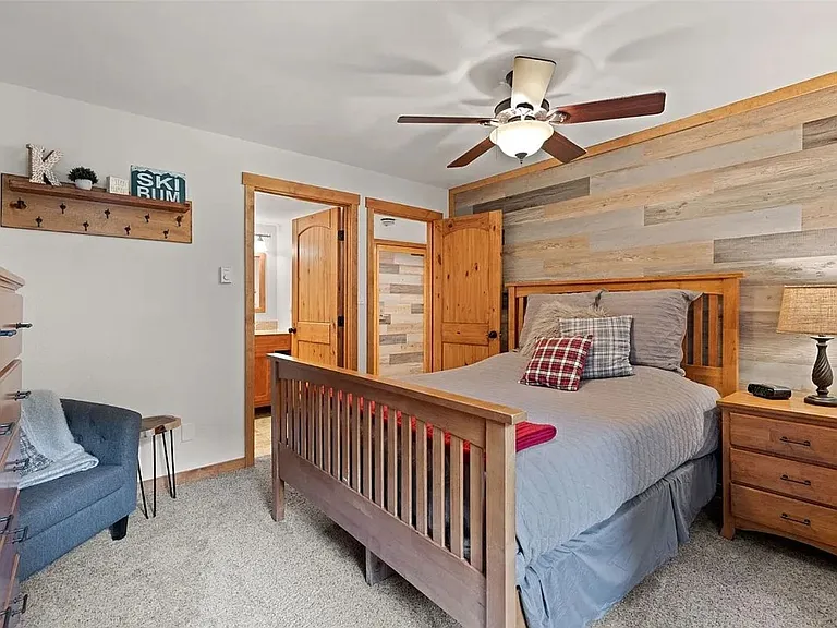 433 Wild Irishman Rd #1039 — Photo 8