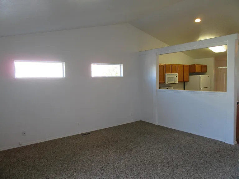 2893 W Elmwood Dr — Photo 5