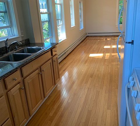 kitchen and livingroom
