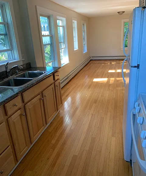 kitchen and livingroom