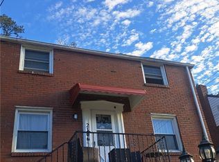 2106 Lindsay Rd, Pittsburgh, PA 15221