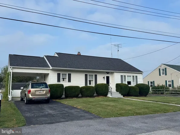 459 3rd St, Taneytown, MD 21787