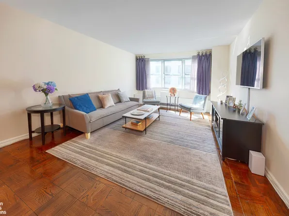 330 Third Avenue image 1 of 12