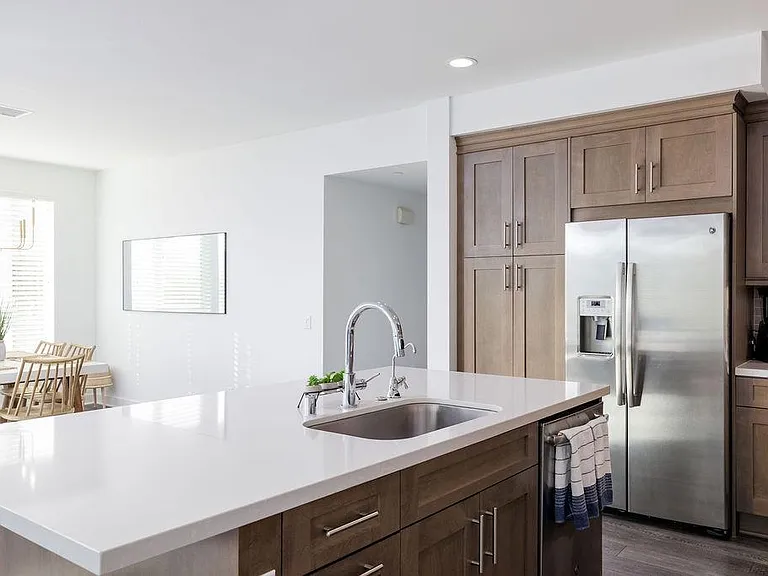 538 Doheny Way — Photo 2
