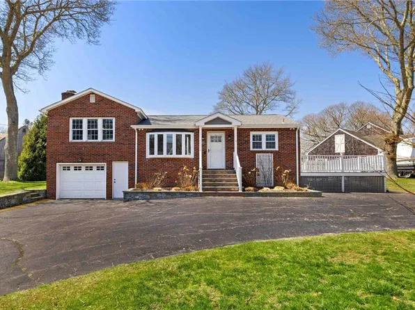 106 Cedar Island Rd, Narragansett, RI 02882