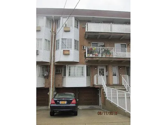 Sold by Joseph T. King RE Inc. | media 2