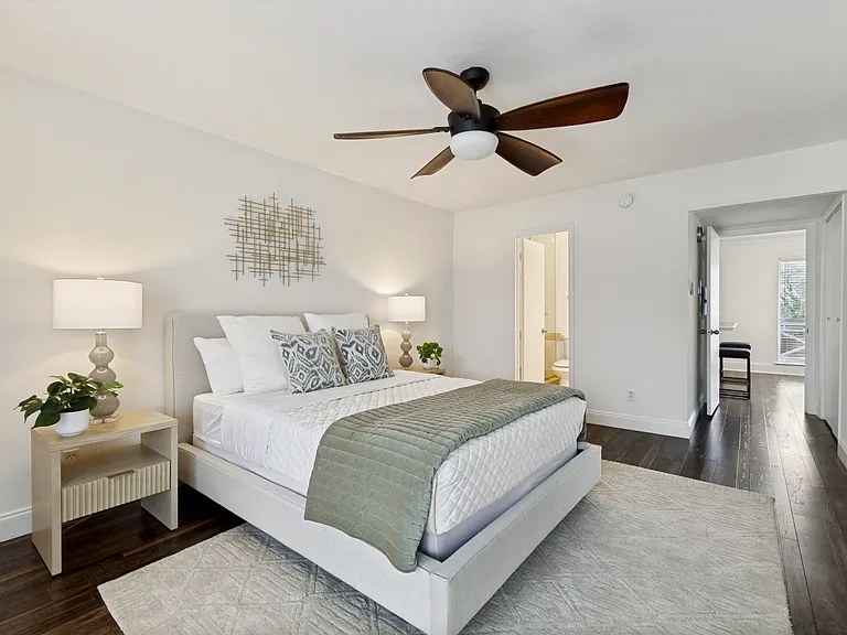 5911 E University Blvd #206 — Photo 4