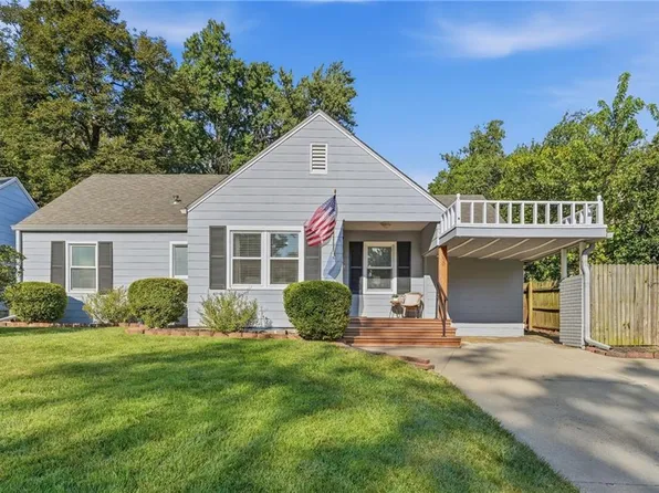 5330 Rosewood St, Roeland Park, KS 66205