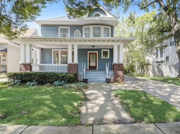 165 S Highland Ave, Aurora, IL 60506