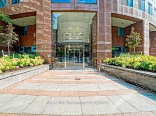 33 University Ave #604, Toronto, ON