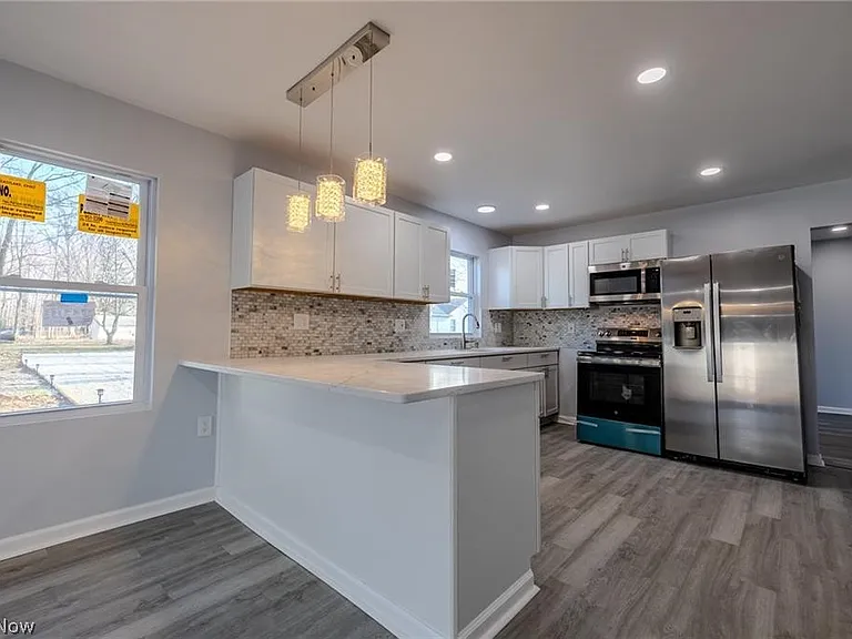34469 Roberts Rd — Photo 3