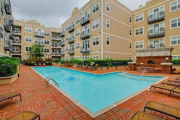 3000 Vanderbilt Pl #300