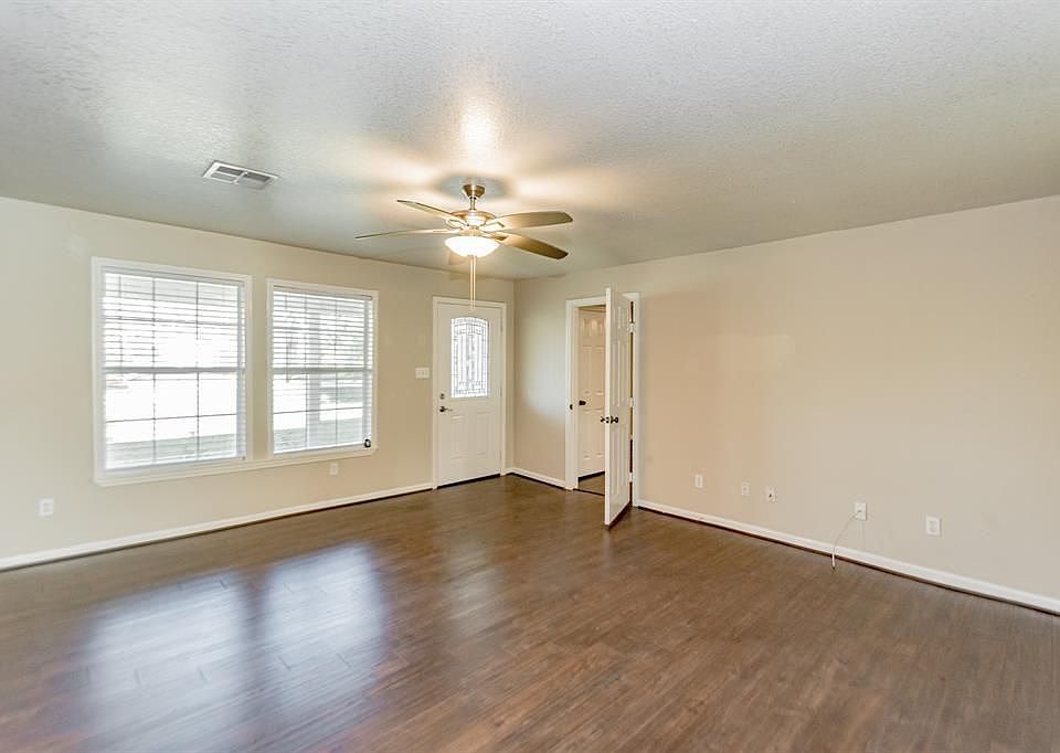 1st image of 3425 County Road 145