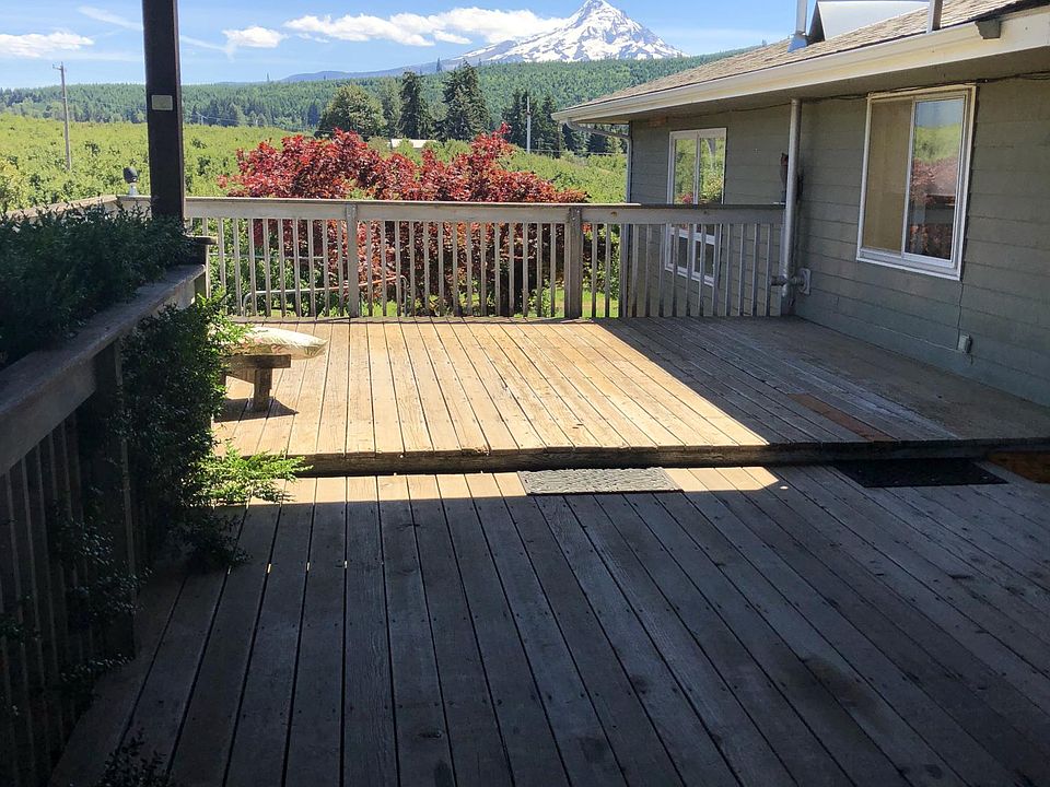 Porch Southward View of Mt. Hood (Amazing!)