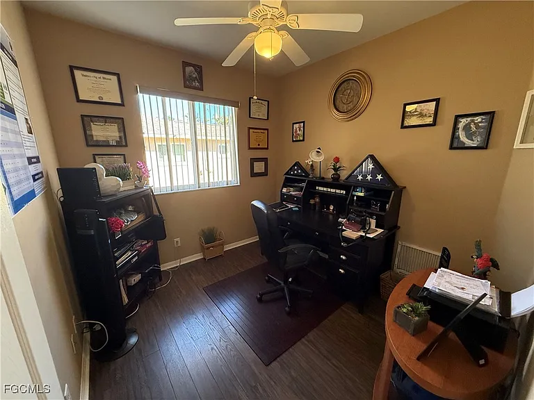 3619 SW 6th Ave — Photo 9