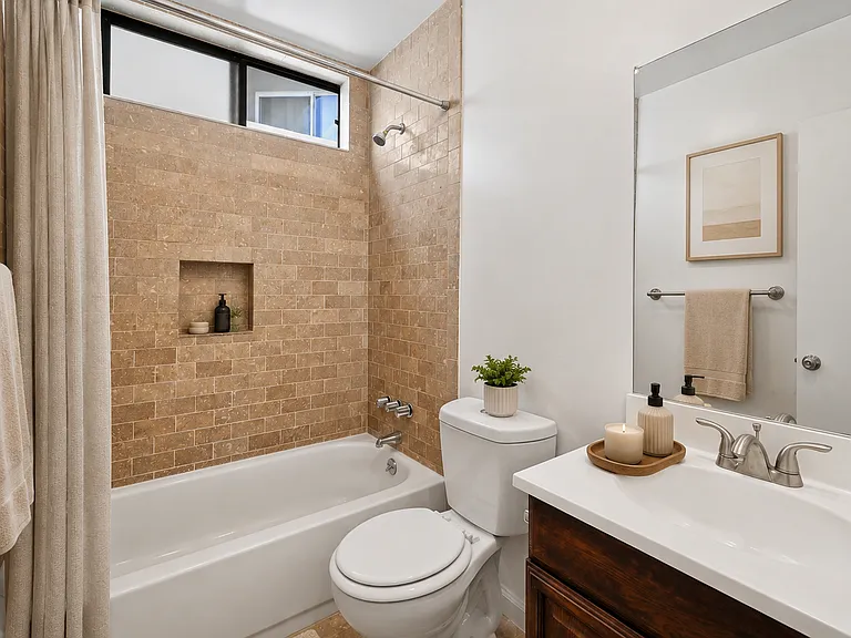 1832 Purdue Ave — Photo 3