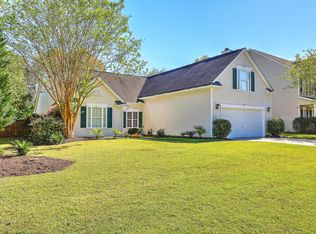 1220 Harcourt Ln, Charleston, SC 29414