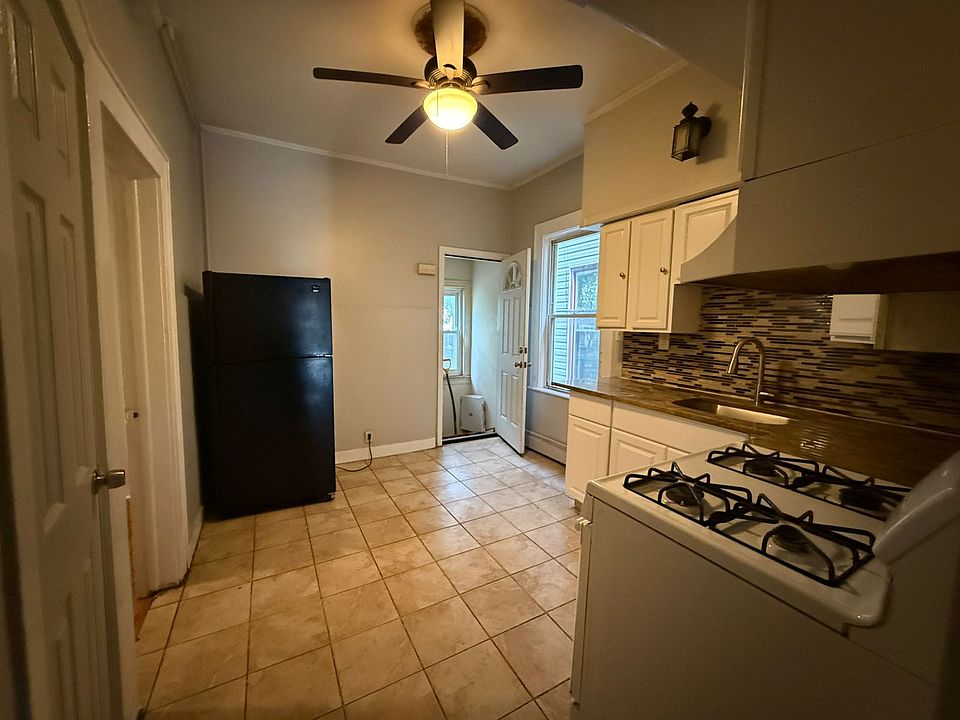 1st image of 104 Claremont Ave #1E