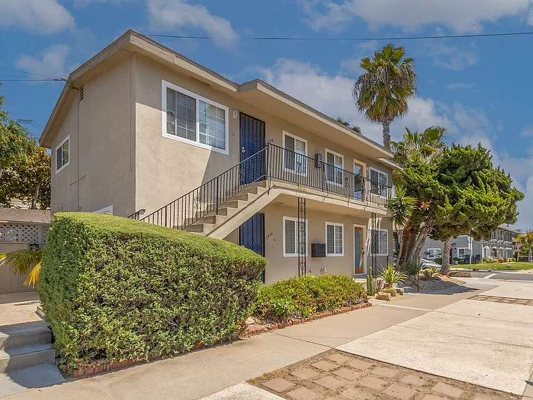 1942 Fortuna Ave — Photo 20