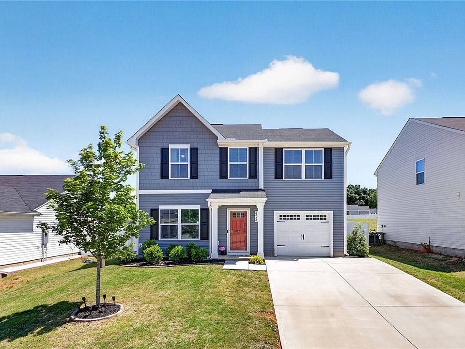 1st image of 2034 Evanston Dr