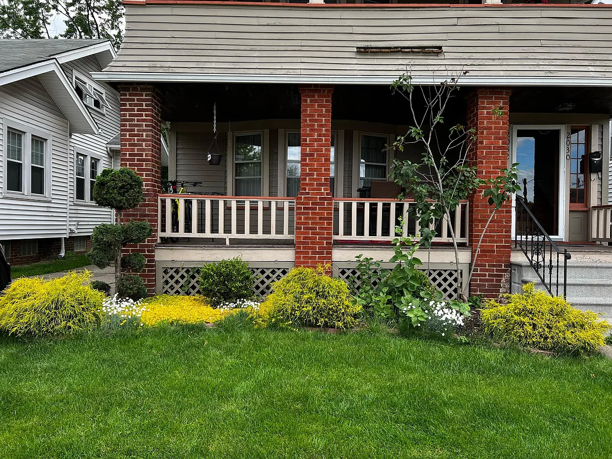 Building Photo - 2032 Marlowe Ave