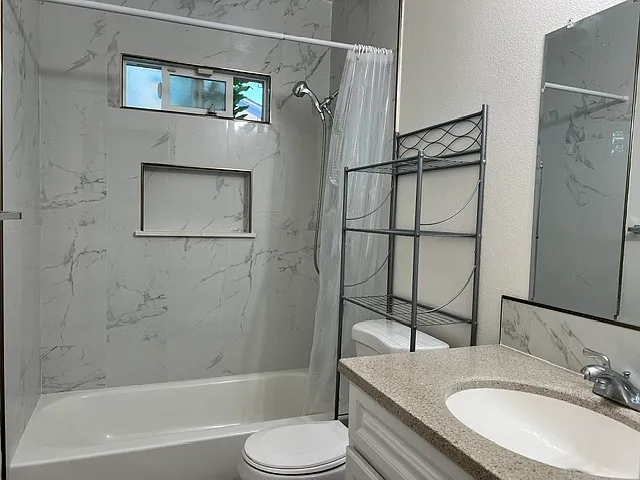 5438 Cochin Ave — Photo 13