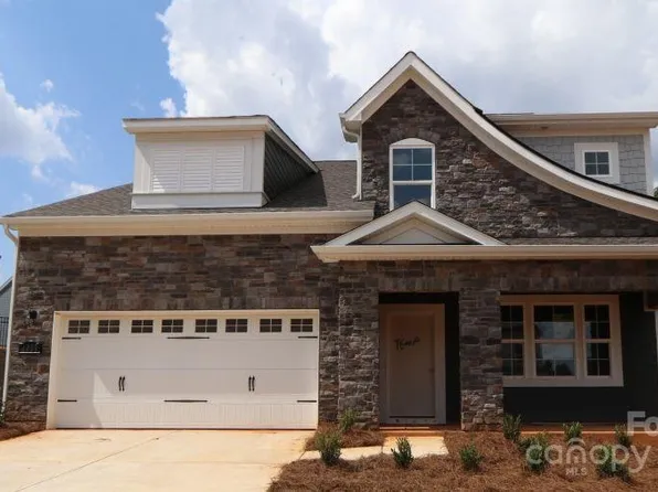 1235 Yellow Springs Dr, Huntersville, NC 28078