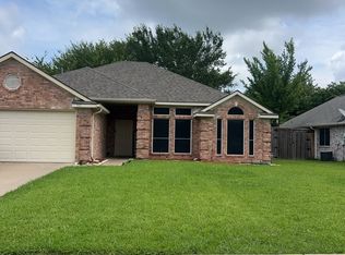 512 Bowie St, Forney, TX 75126