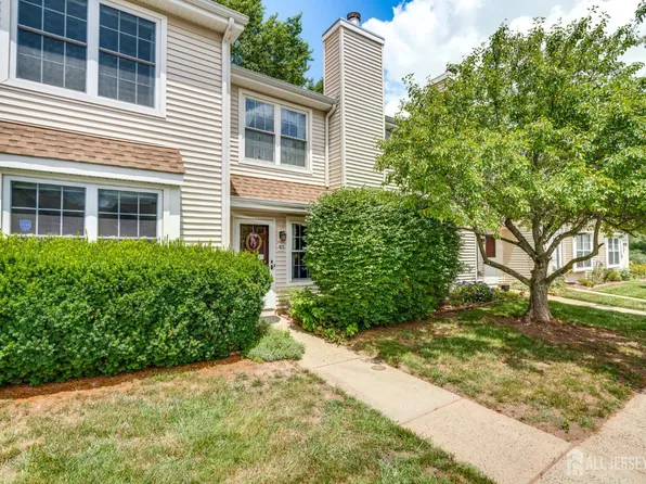 43 Nottingham Way, Somerset, NJ 08873